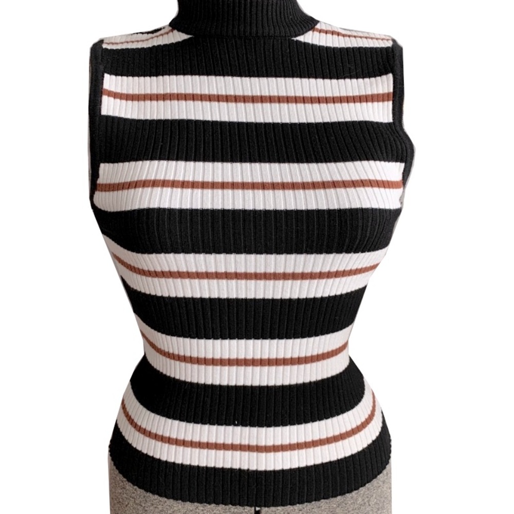 Active USA Sleeveless Sweater Top Large